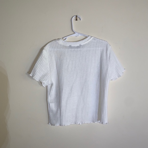 SHEIN WHITE TEE SHIRT - Picture 3 of 3